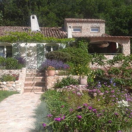 Suite Prive Chez Dunja Roumoules Zewnętrze zdjęcie
